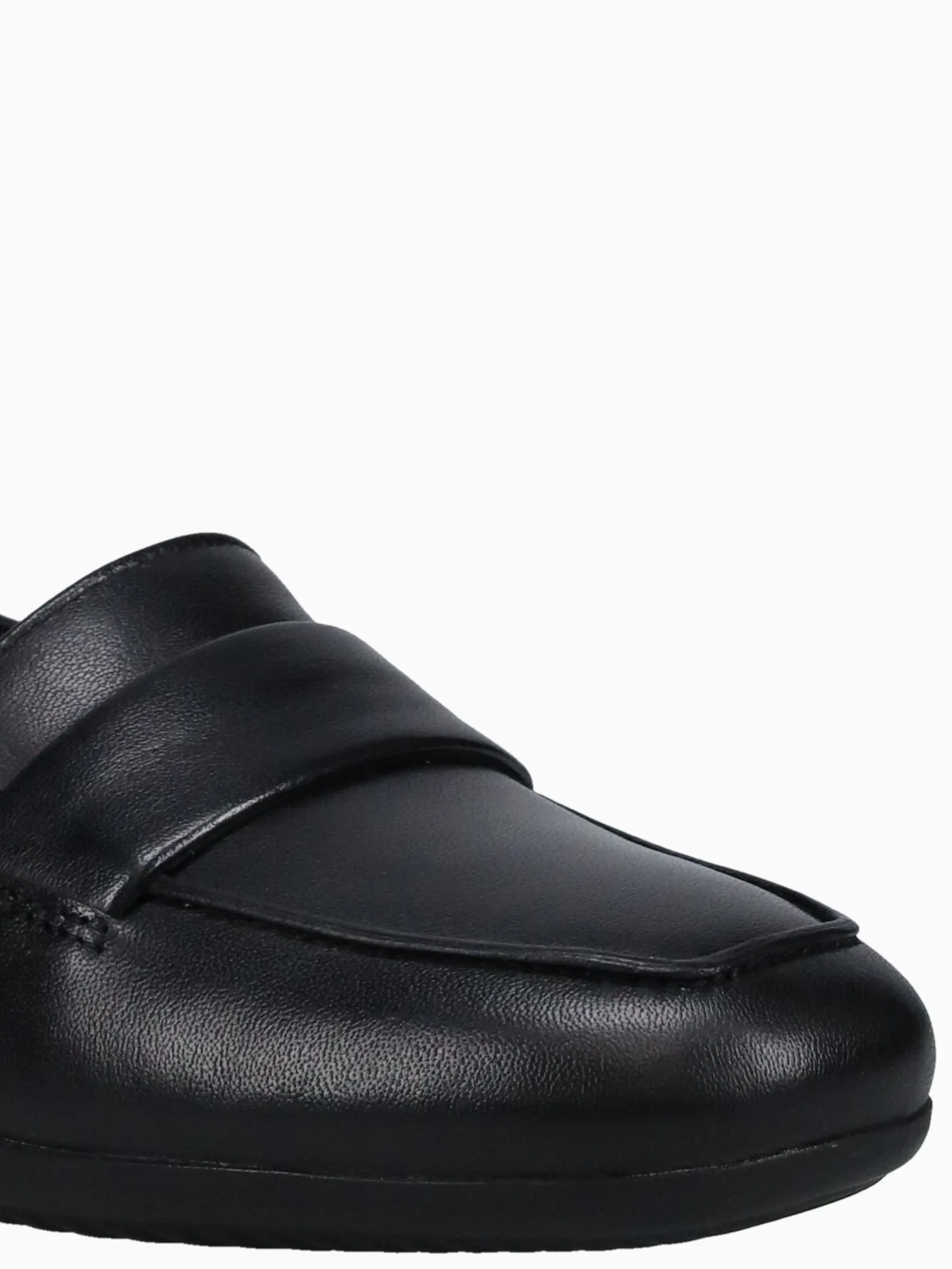Gennflow Black Leather