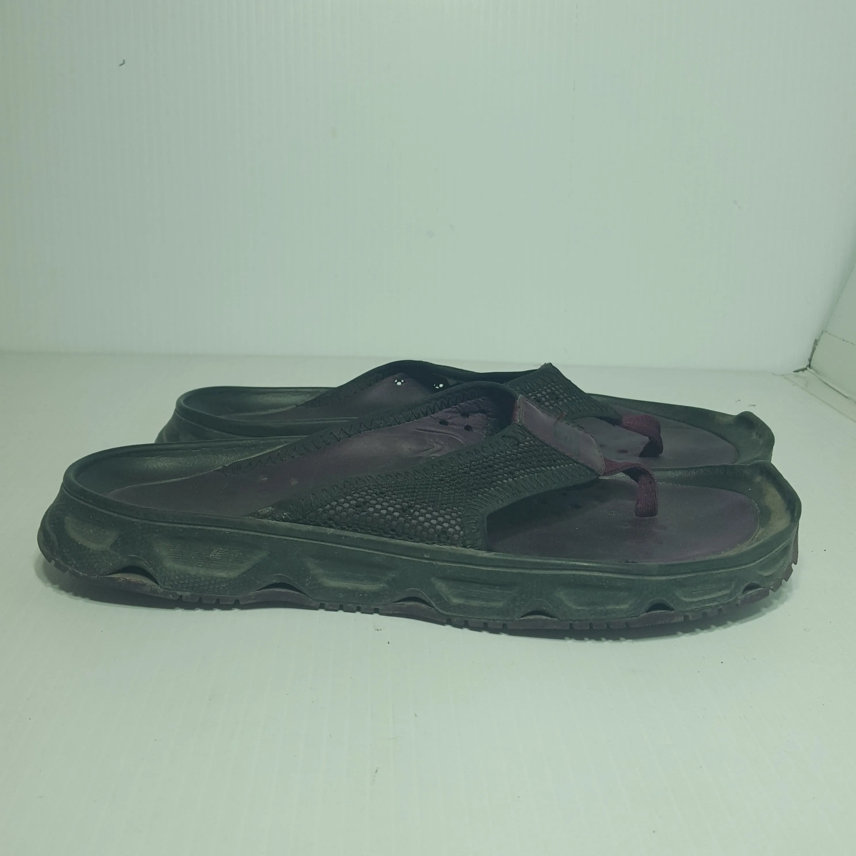 Salomon Womens Sandals - Size 7 US - Pre-owned - CRFT7D